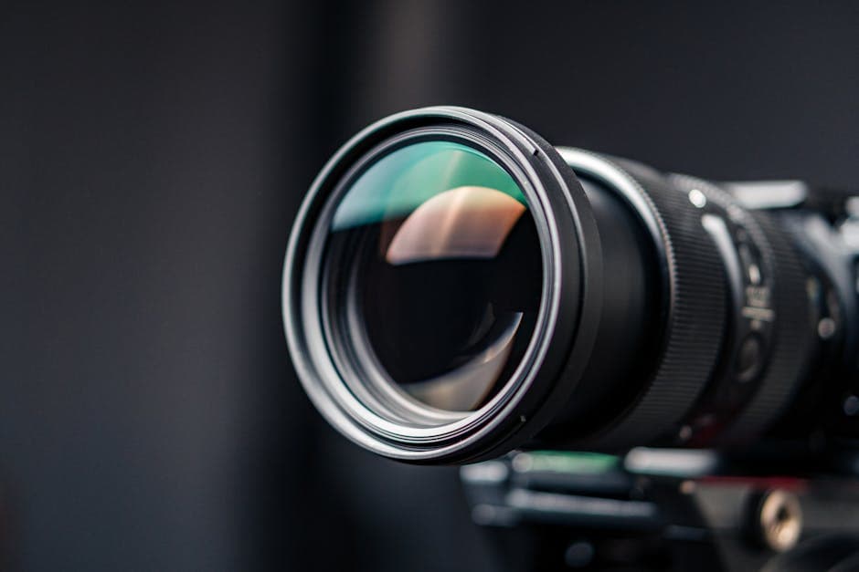Camera lens close-up – evaluating image annotation services for a computer-vision pipeline